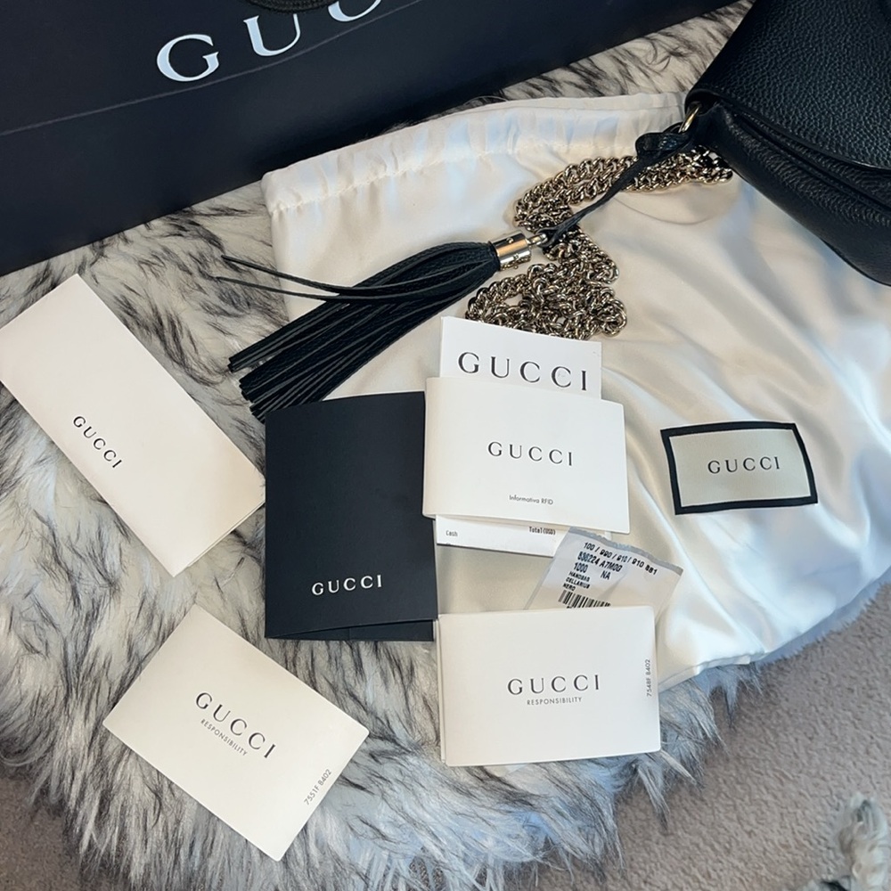 Gucci Soho Interlocking GG Black Leather Gold Chain Flap Shoulder Bag Purse - Picture 17 of 17